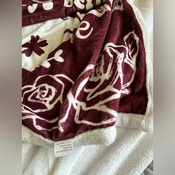 Blanket Robe MOM My Best Friend Hoodie Warm Wraparound NEW! - Picture 9 of 13